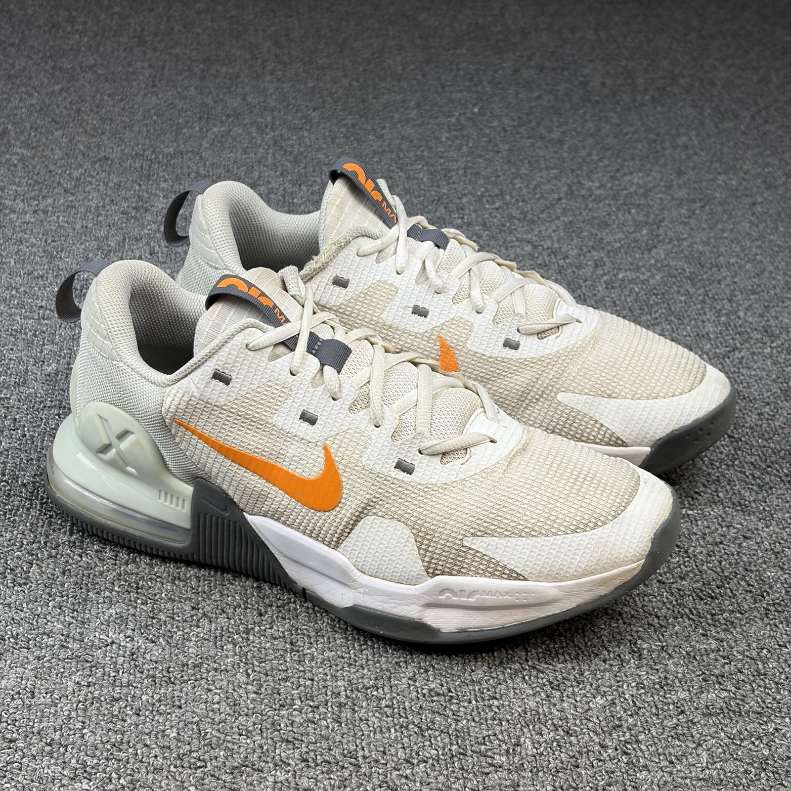 Nike Air Max Alpha Trainer 5 White Bright Mandarin Dm0829-103 Men's Size 9.5